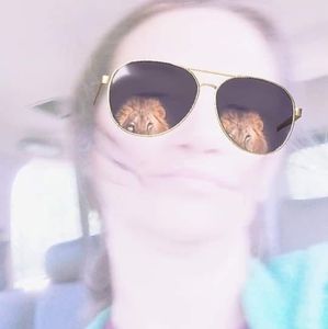 Meet your Posher, Beth